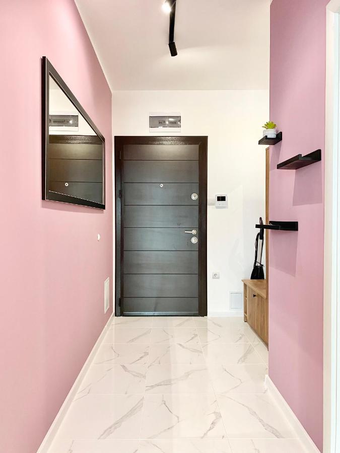 Colourful Apartment For 4 Guests And Free Parking Stara Zagora Eksteriør billede